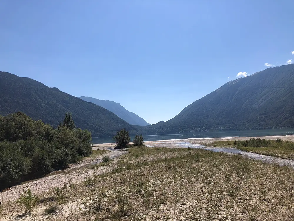 Lago Santa Croce in der Provinz Belluno