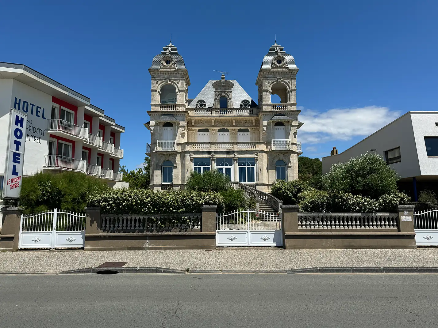 Historische Villa an der Atlantikküste bei Royan