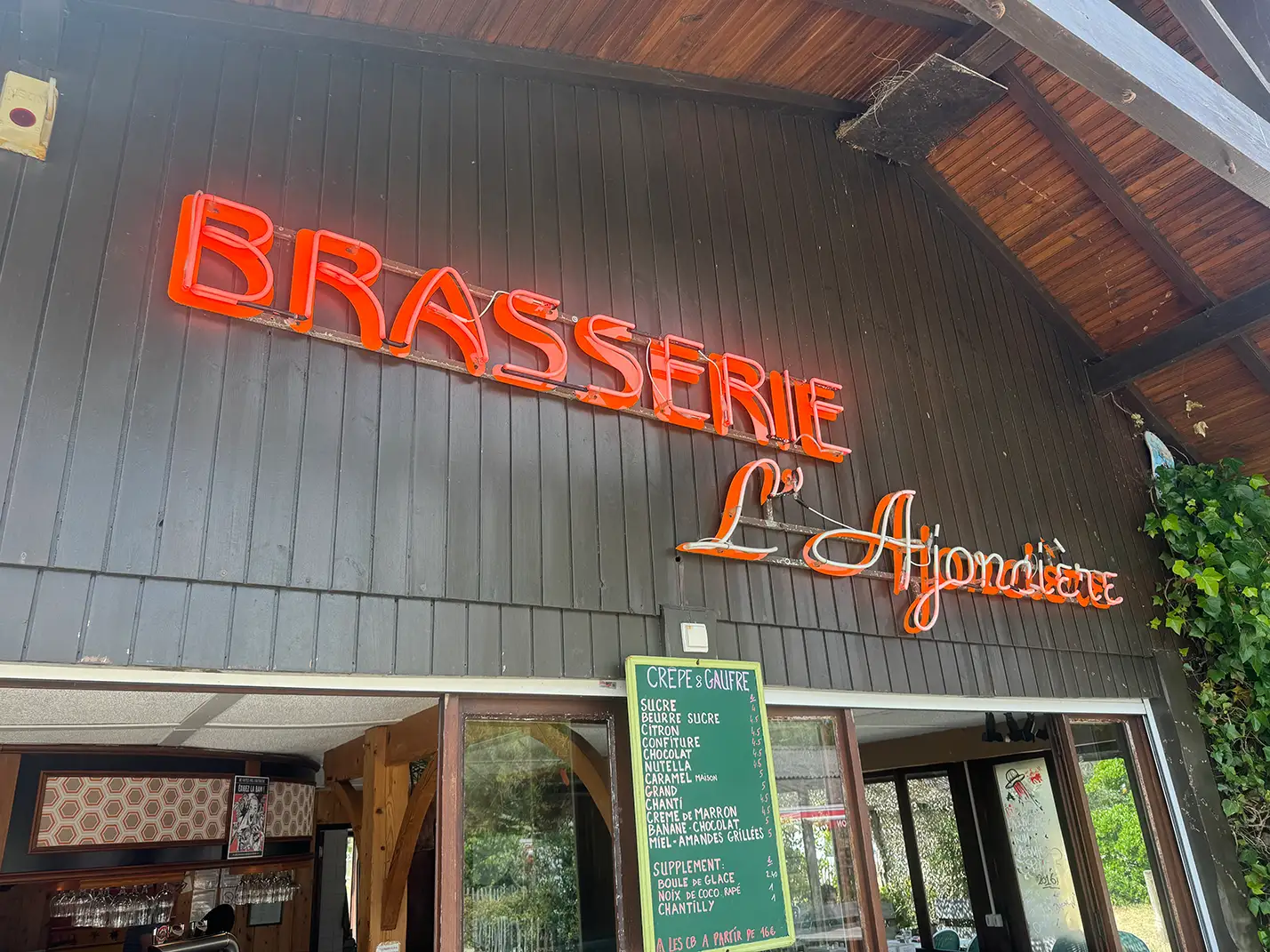 Brasserie im Médoc